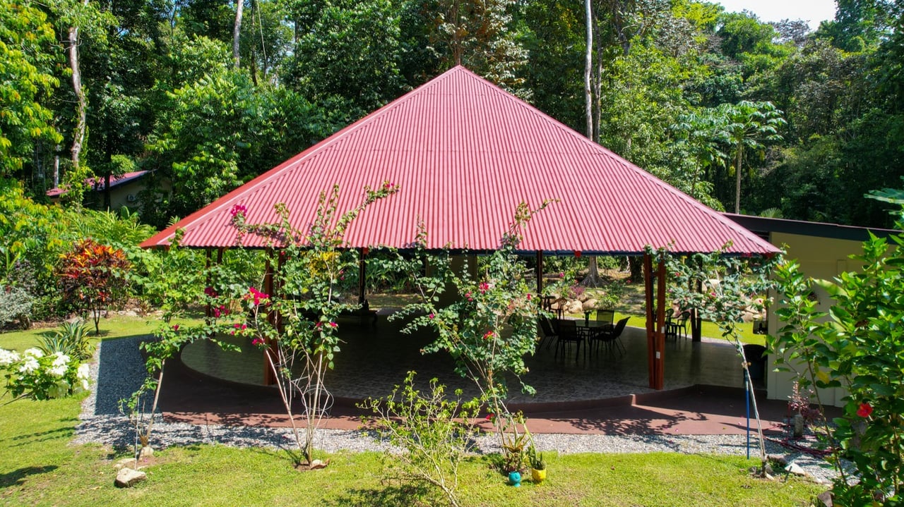 5.32-Acre Riverfront Property with Multiple Homes & Expansion Potential, The Possibilities are limitless!