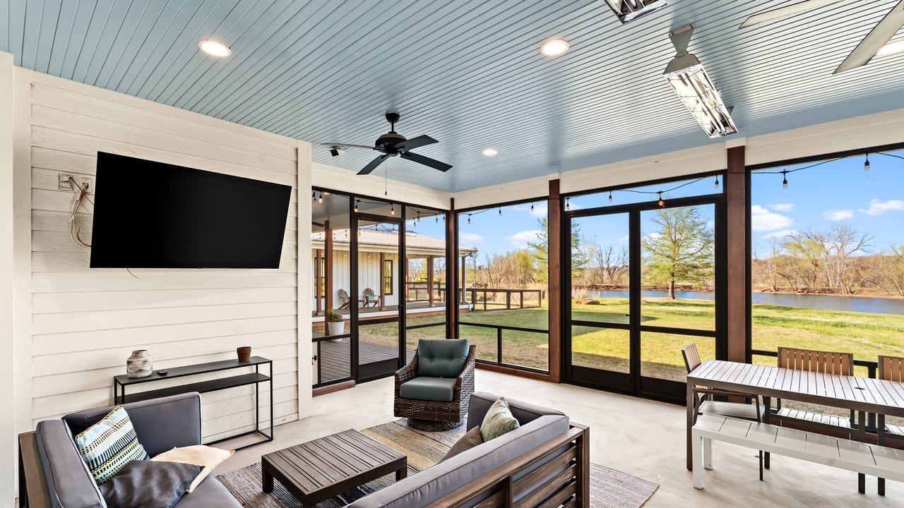 SOLD IN THREE DAYS. FIFTY THOUSAND OVER LIST. THIS IS WHAT HAPPENS WHEN EVERYTHING GOES RIGHT.  The Prairie at Post | Arcadia, Oklahoma - Wyatt Poindexter - The Agency