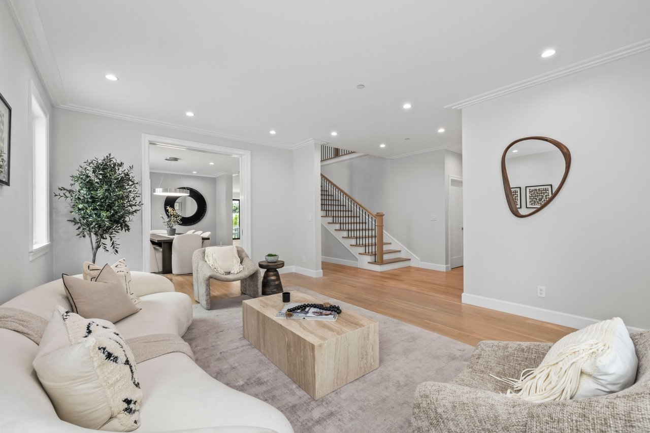 633 N Formosa Ave