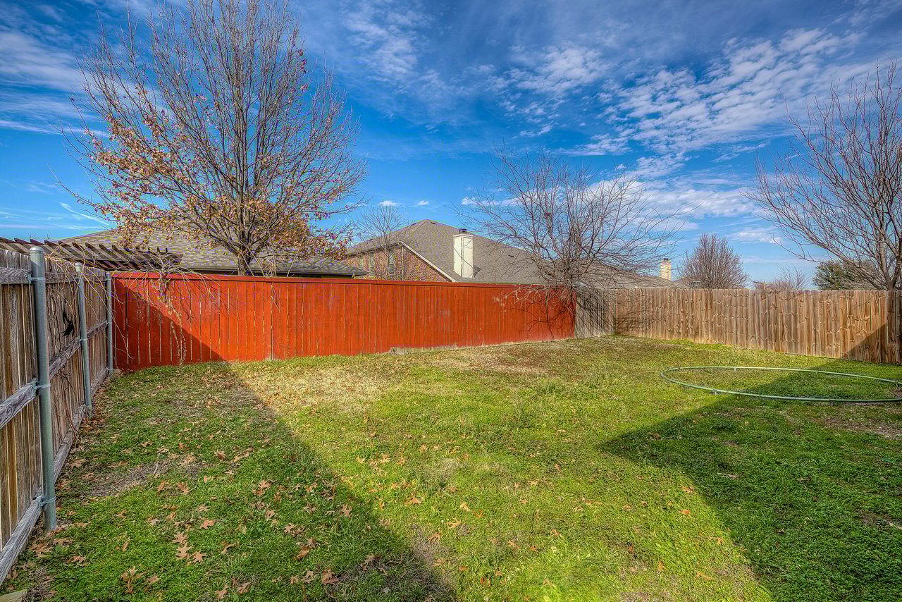 2023 Lake Trail Dr.