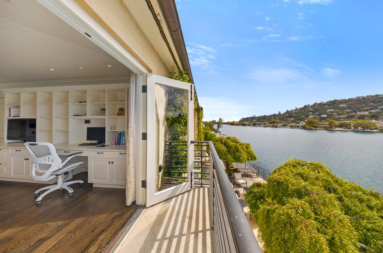 Unparalleled Design on the Belvedere Lagoon