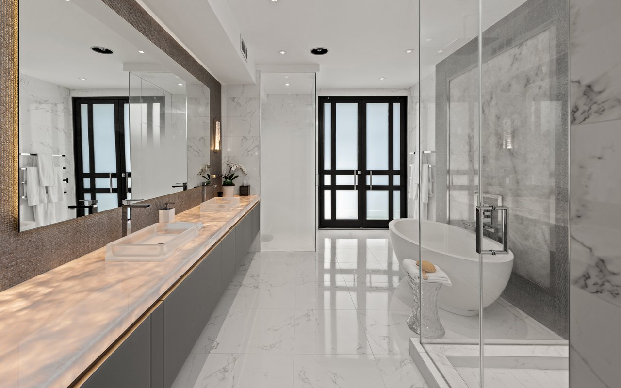 145 Channel Pointe Mall