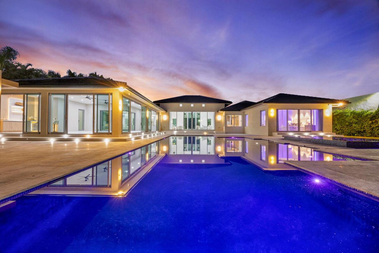 JUST LISTED: Modern Luxury Estate at 11240 SW 95th Street