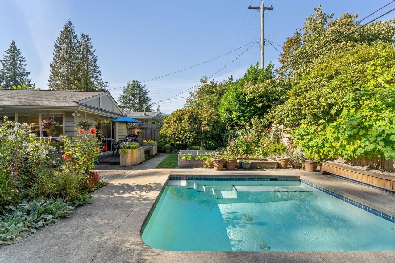 2658 Newmarket Dr