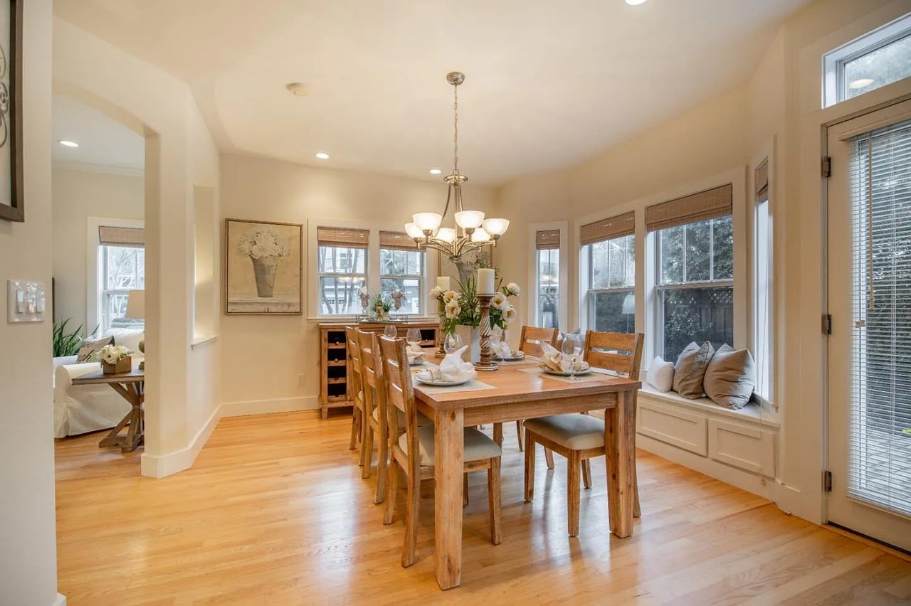 175 Cuesta De Los Gatos