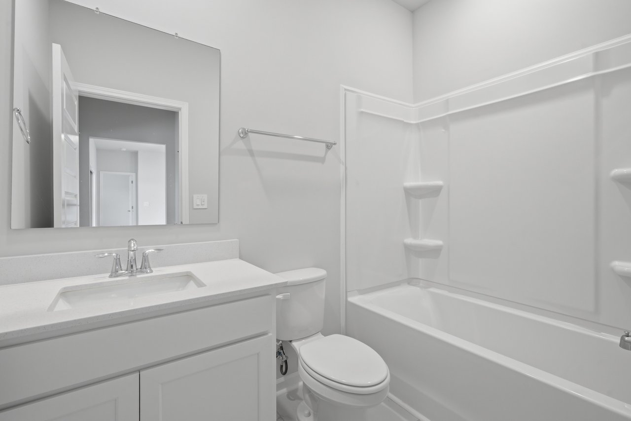 Peaceful Nature Views & Resort-Style Amenities