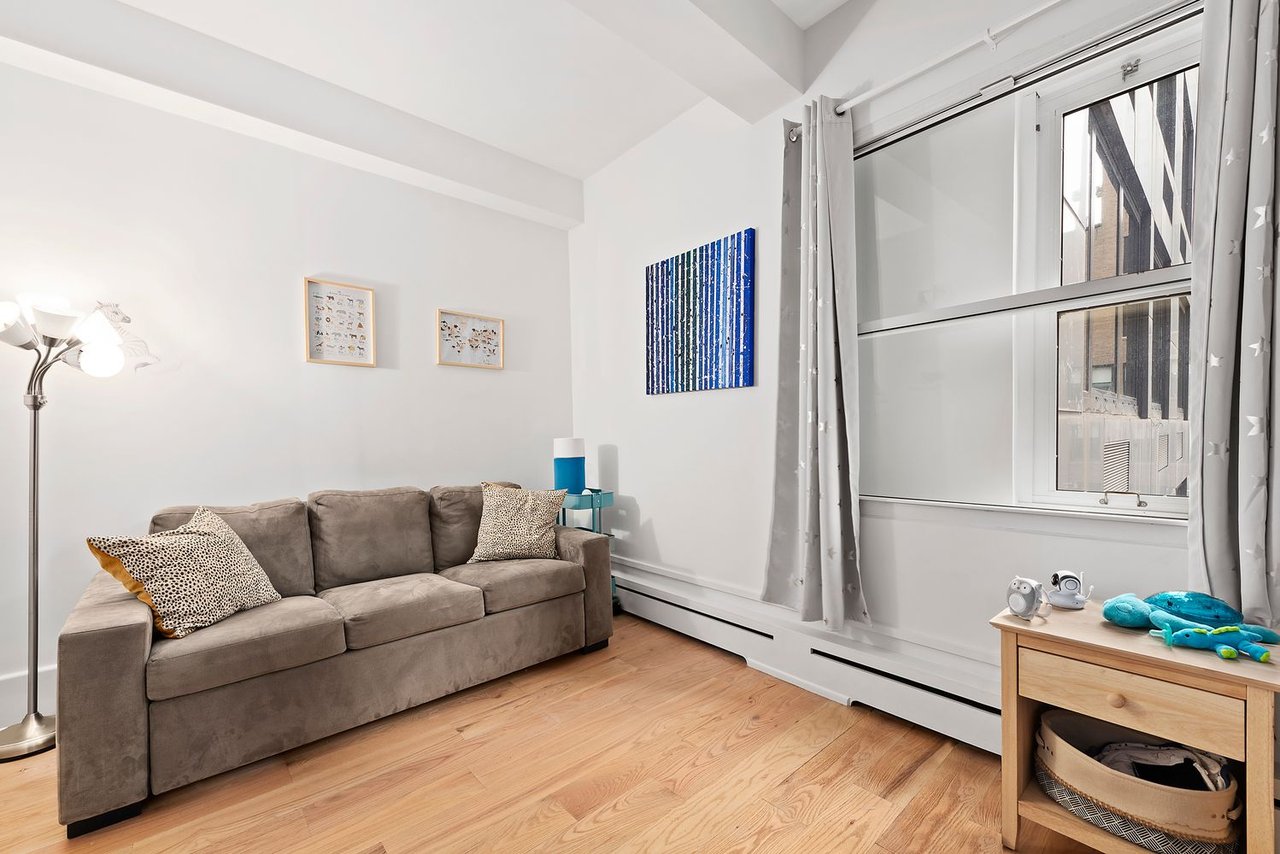 215 West 29th St, #6