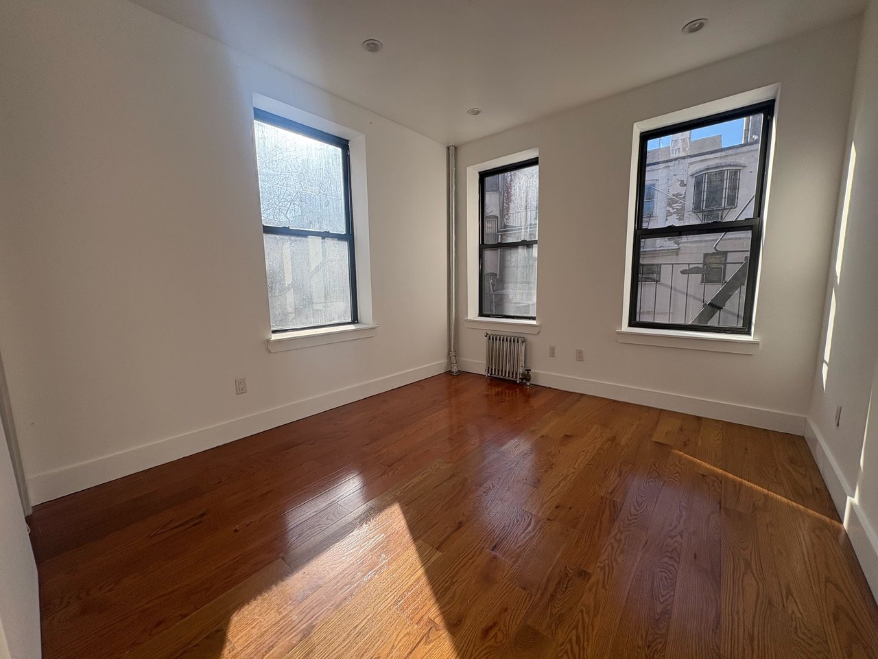 684 Riverside Drive 2E