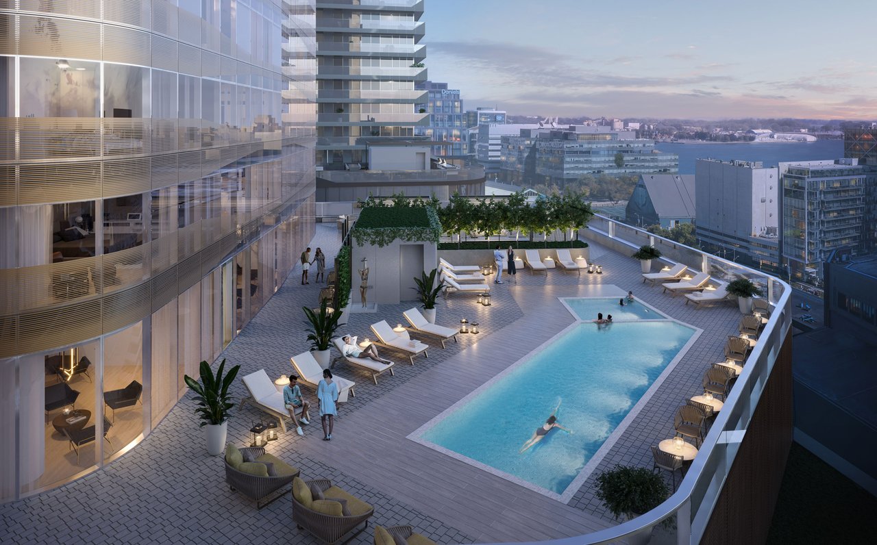 Skytower at Pinnacle One Yonge