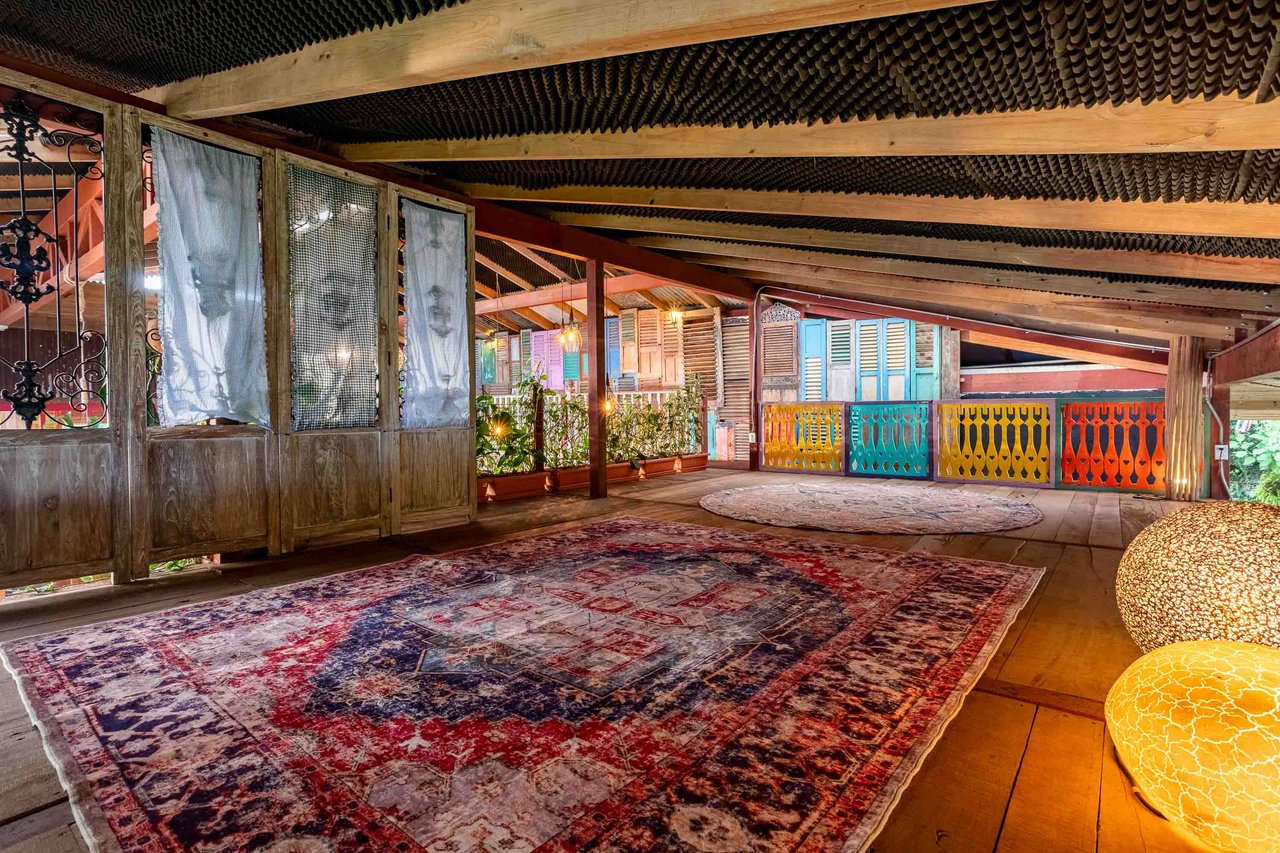 A Handcrafted Residence Immersed in Nature Above the Canopy Ocean View Architectural Home