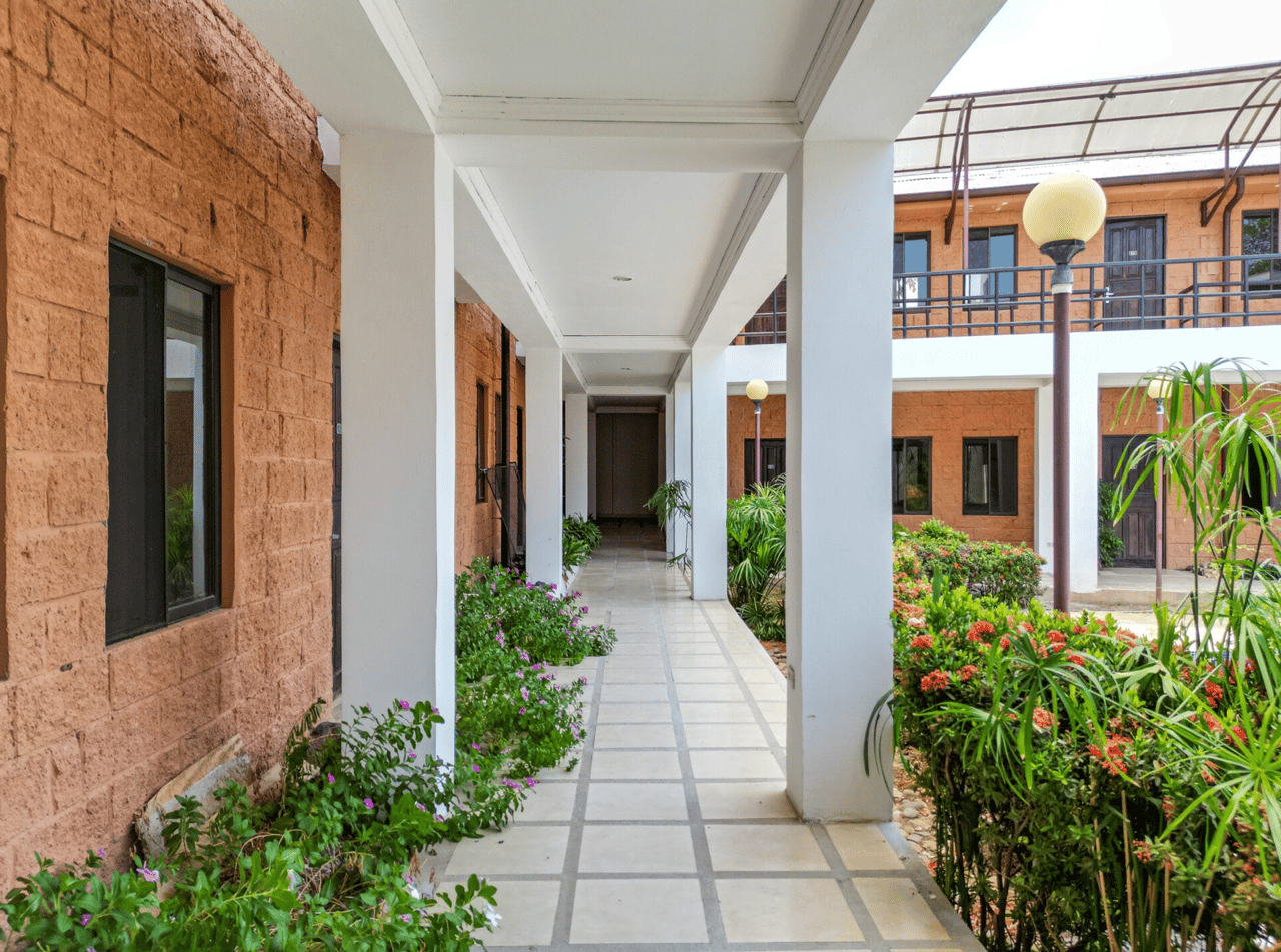 Airport Hotel Liberia - 32 Rooms - Dream Investment Opportunity