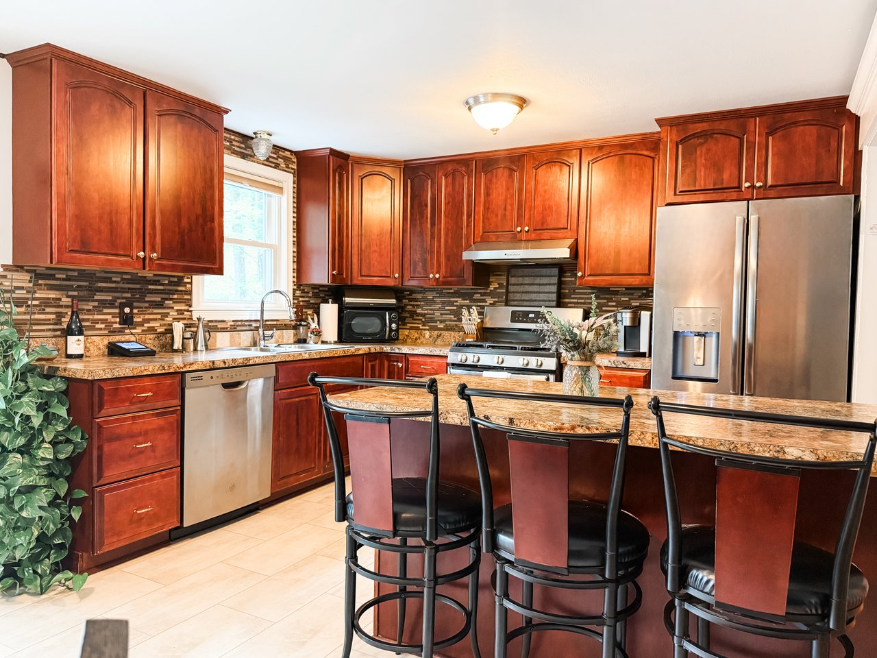 FOR SALE | Turnkey Business & Home