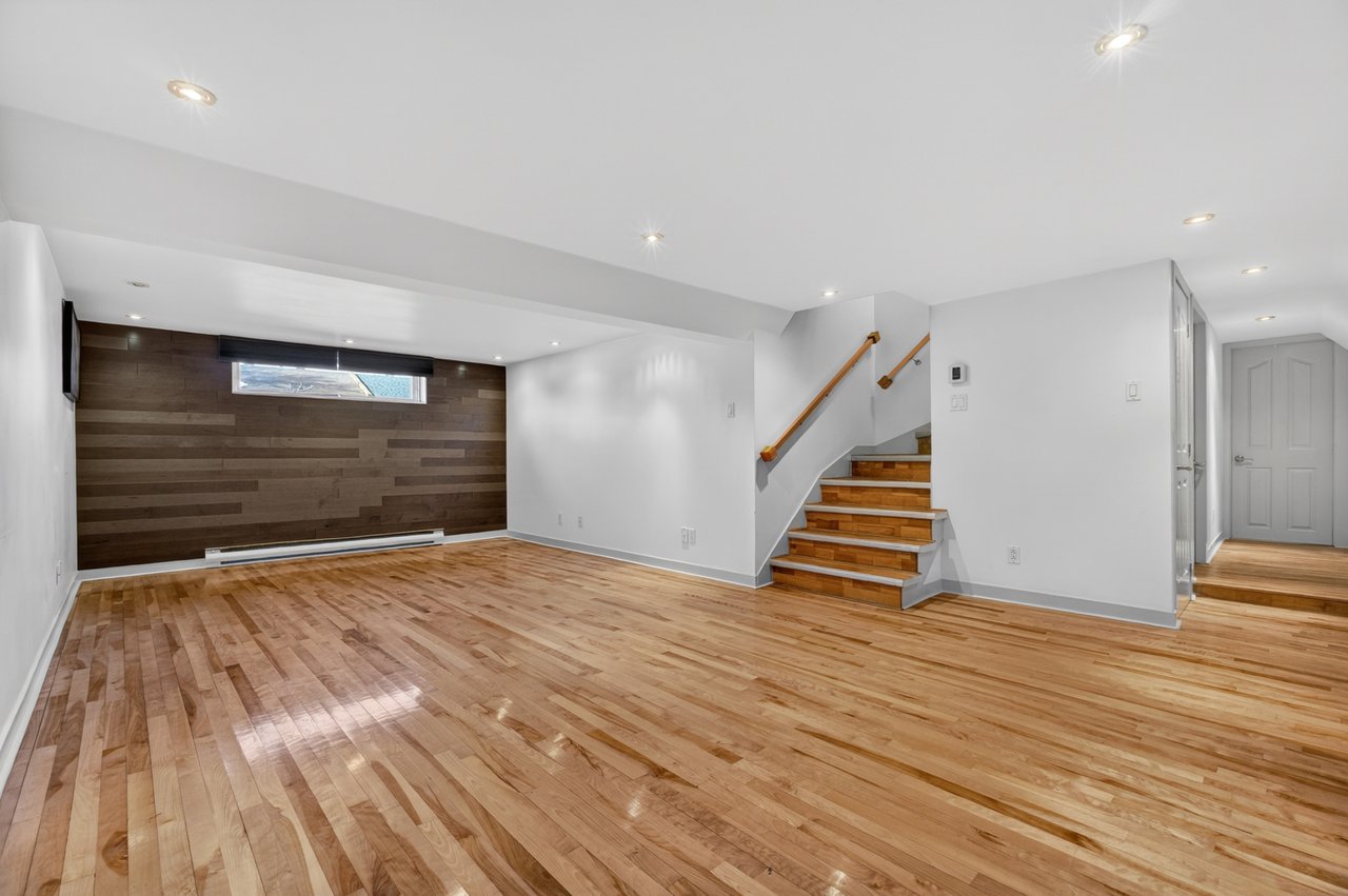   Maison à Côte St-Luc - Côte St-Luc House For Sale