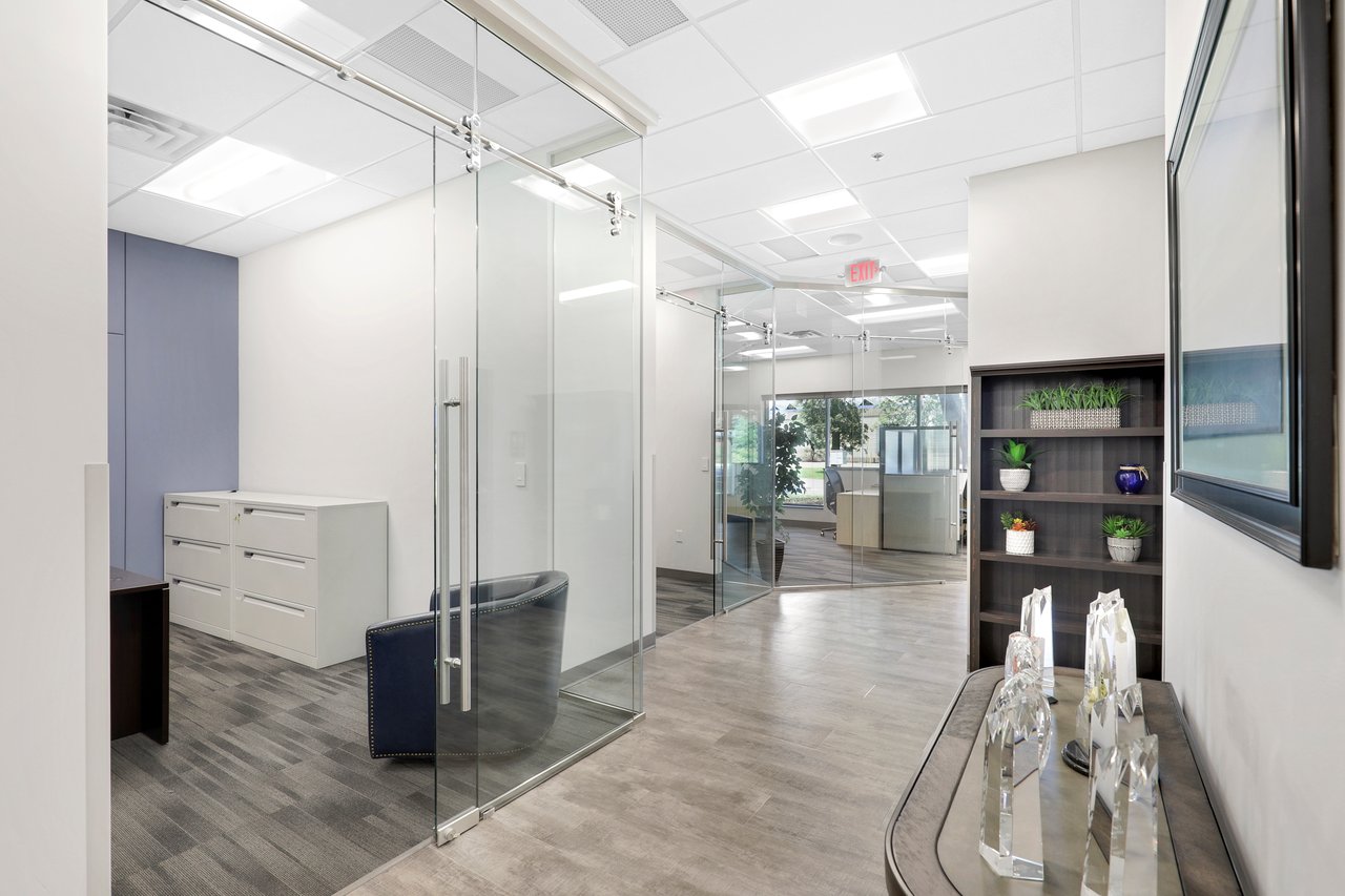 12905 Pioneer Trail, Eden Prairie