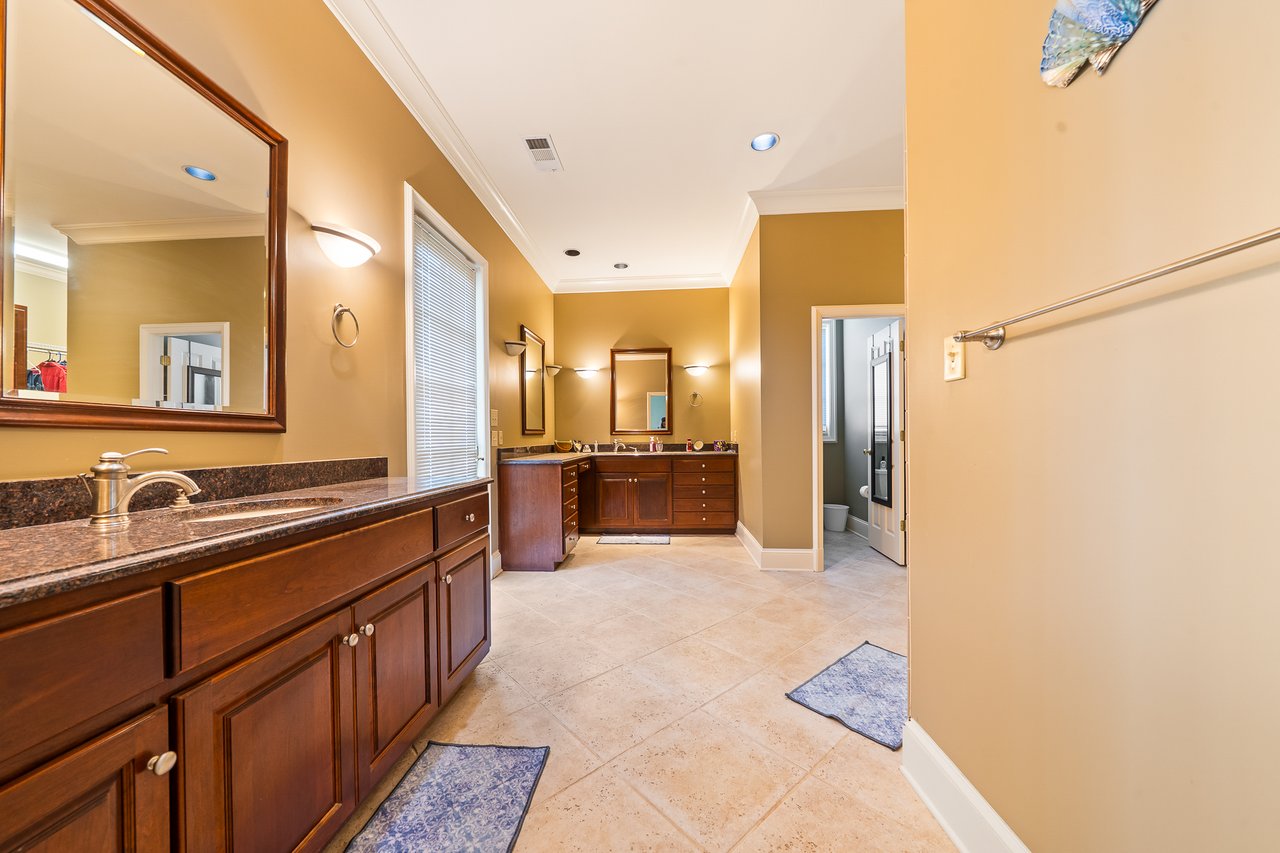 745 S Chickasaw Trail