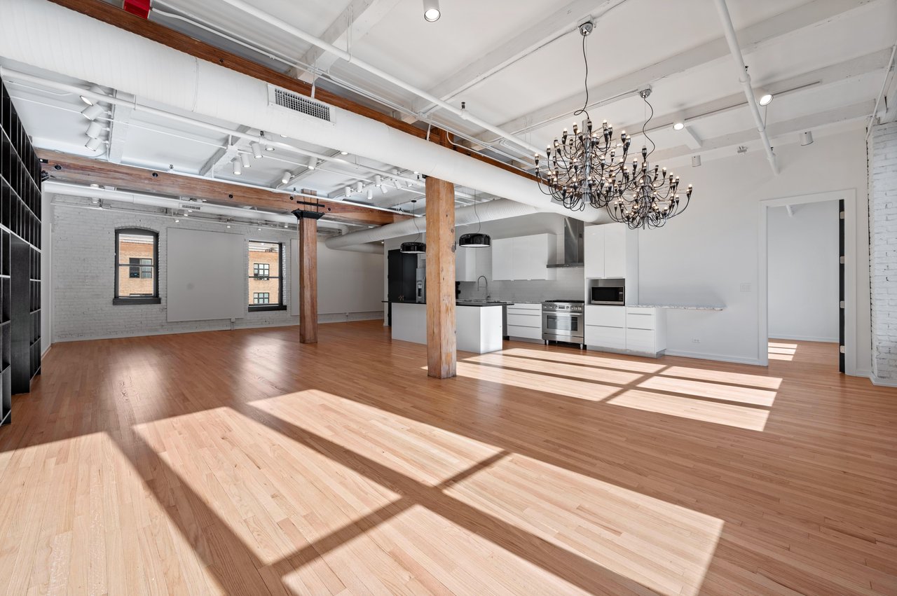 900 West Jackson Boulevard Unit 3W 