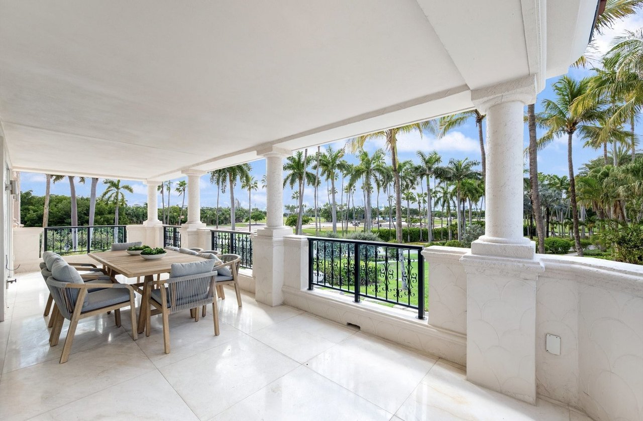 7921 Fisher Island