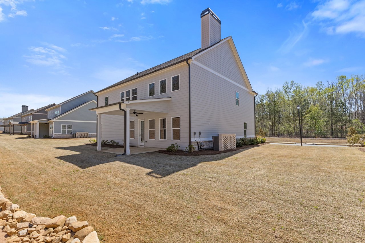 3832 Cheyenne Ln