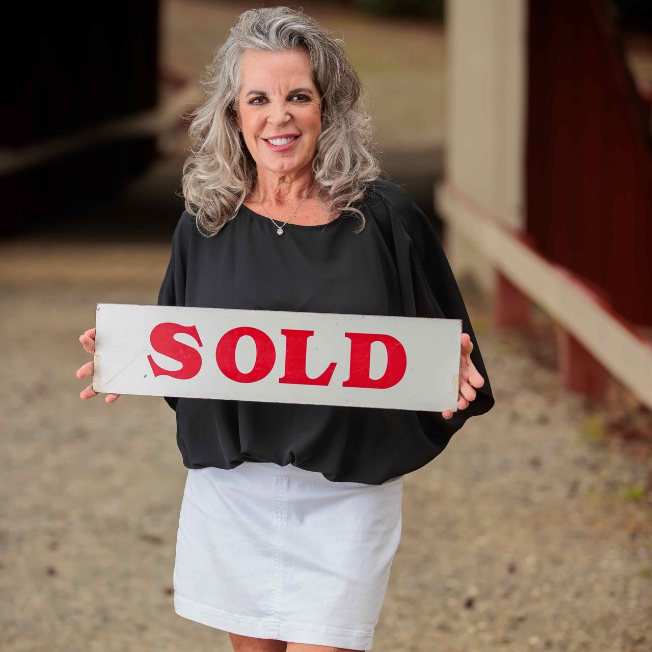Traci Brock Spartanburg, SC Real Estate Agent Headshot