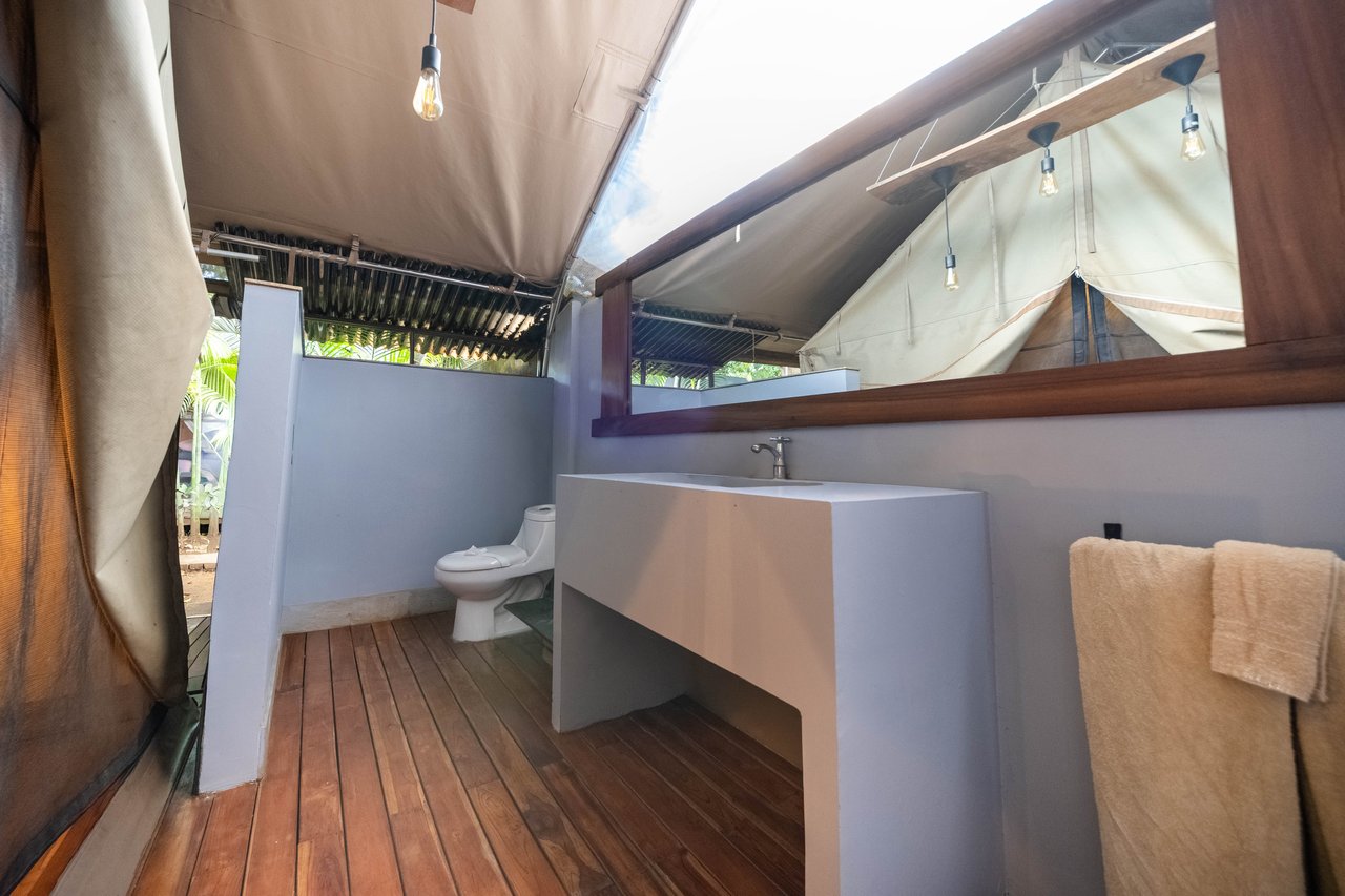 Hotel Curiol | Turnkey Boutique Jungle Hotel with Restaurant & Bar in Potrero