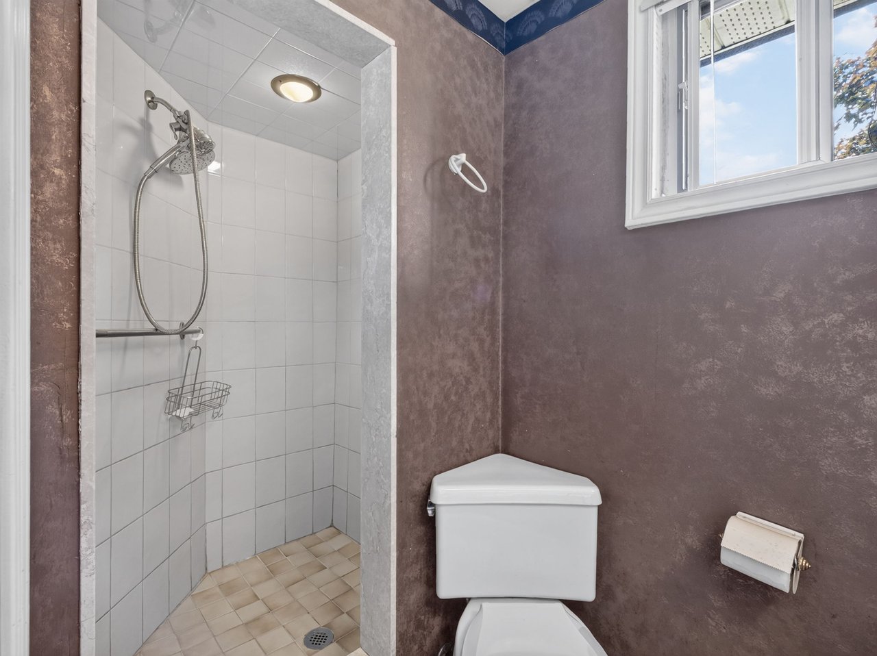 SOLD: Meticulously Maintained Residence
