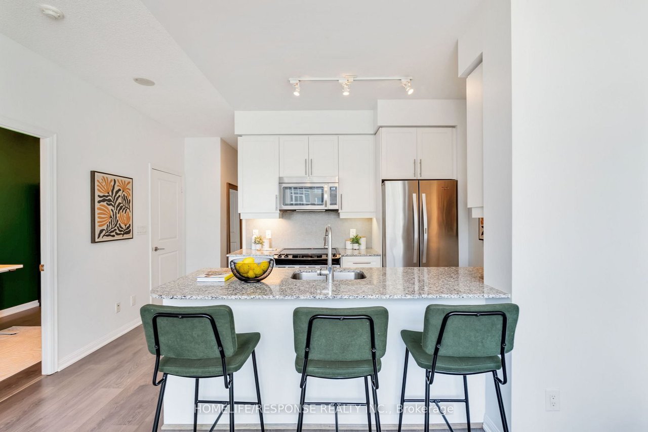 THE YORK HARBOUR CLUB PH