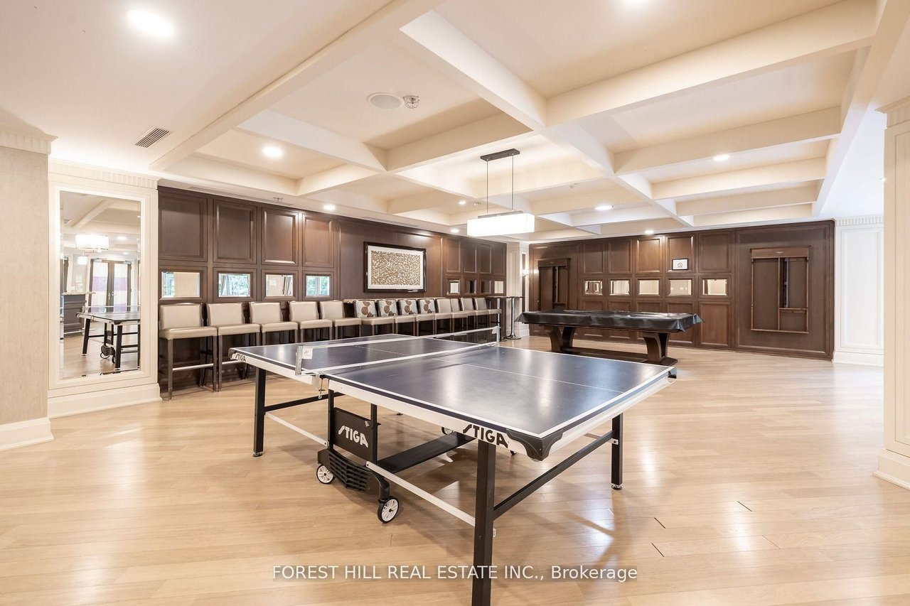 PRESTIGIOUS PENTHOUSE LIVING 