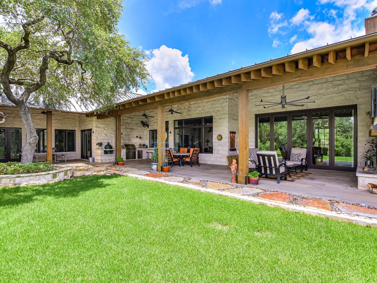 Angelwylde Hill Country Retreat