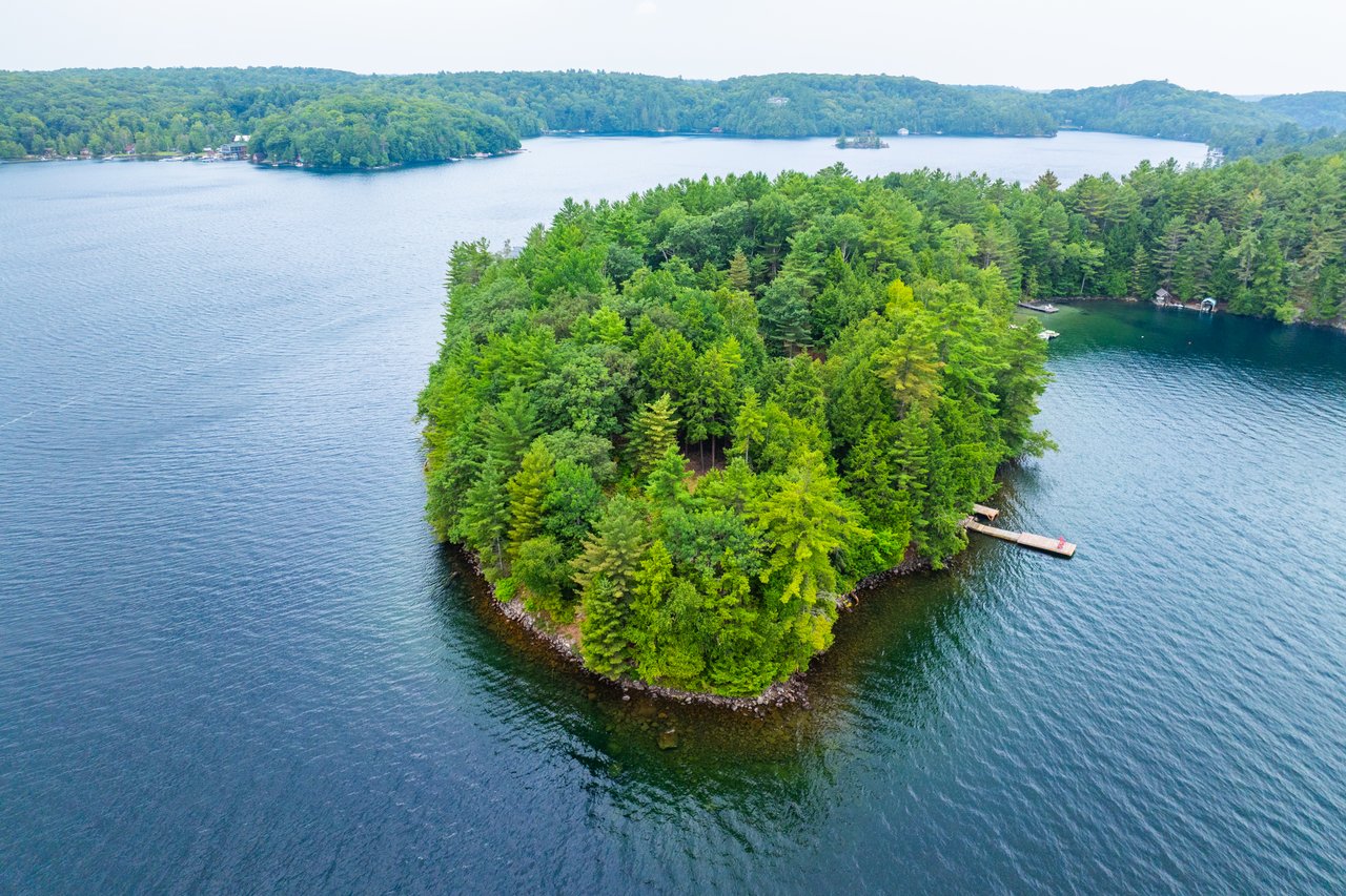 Skeleton Lake