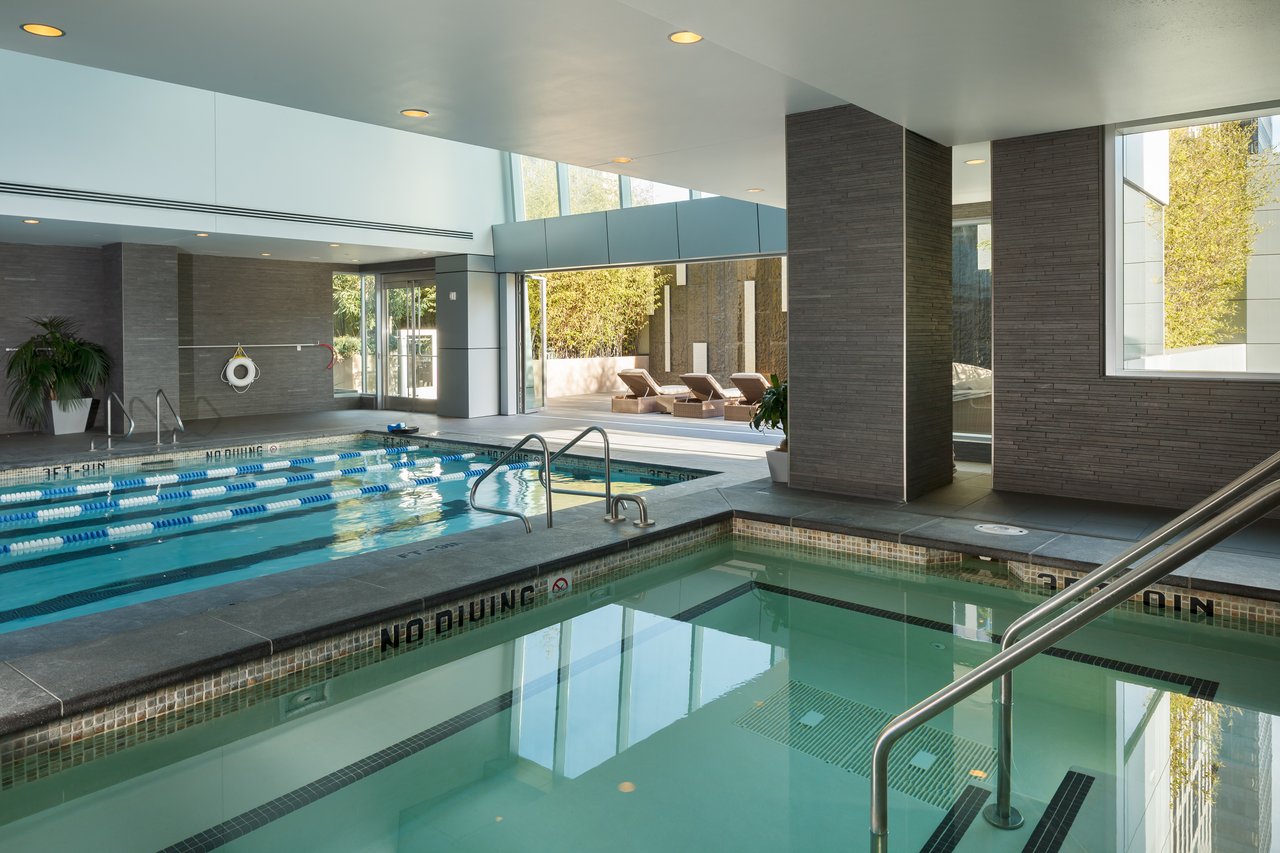 2-Bedroom Corner Views at 301 Mission