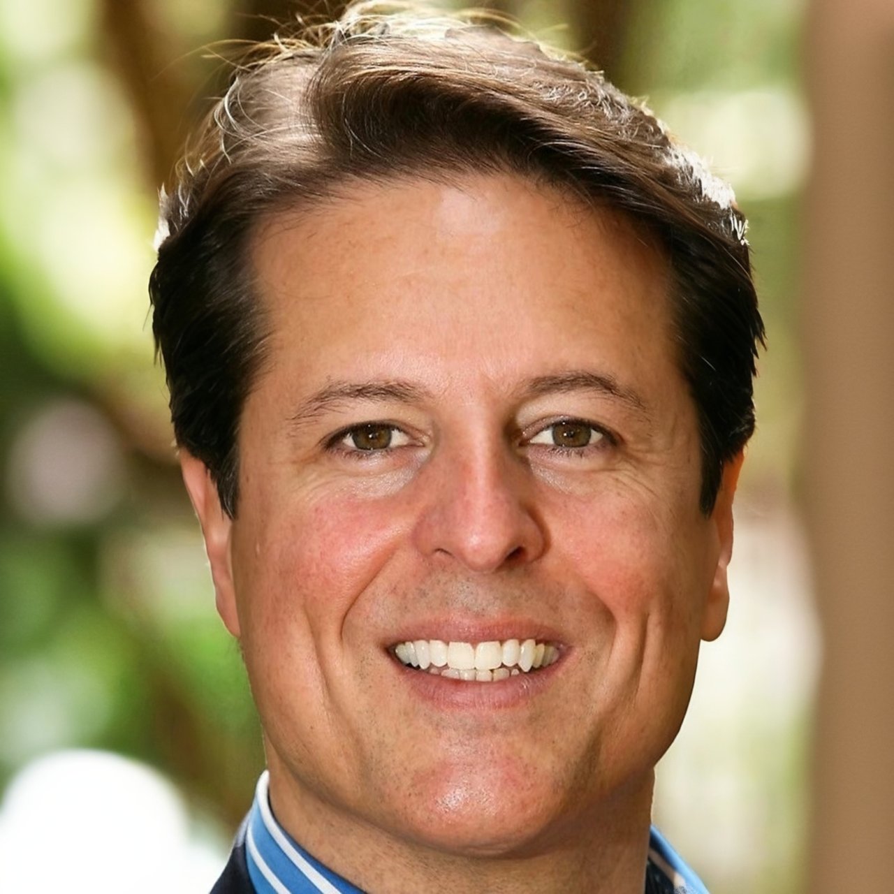 Fernando Viteri Sarasota, FL Real Estate Agent Headshot
