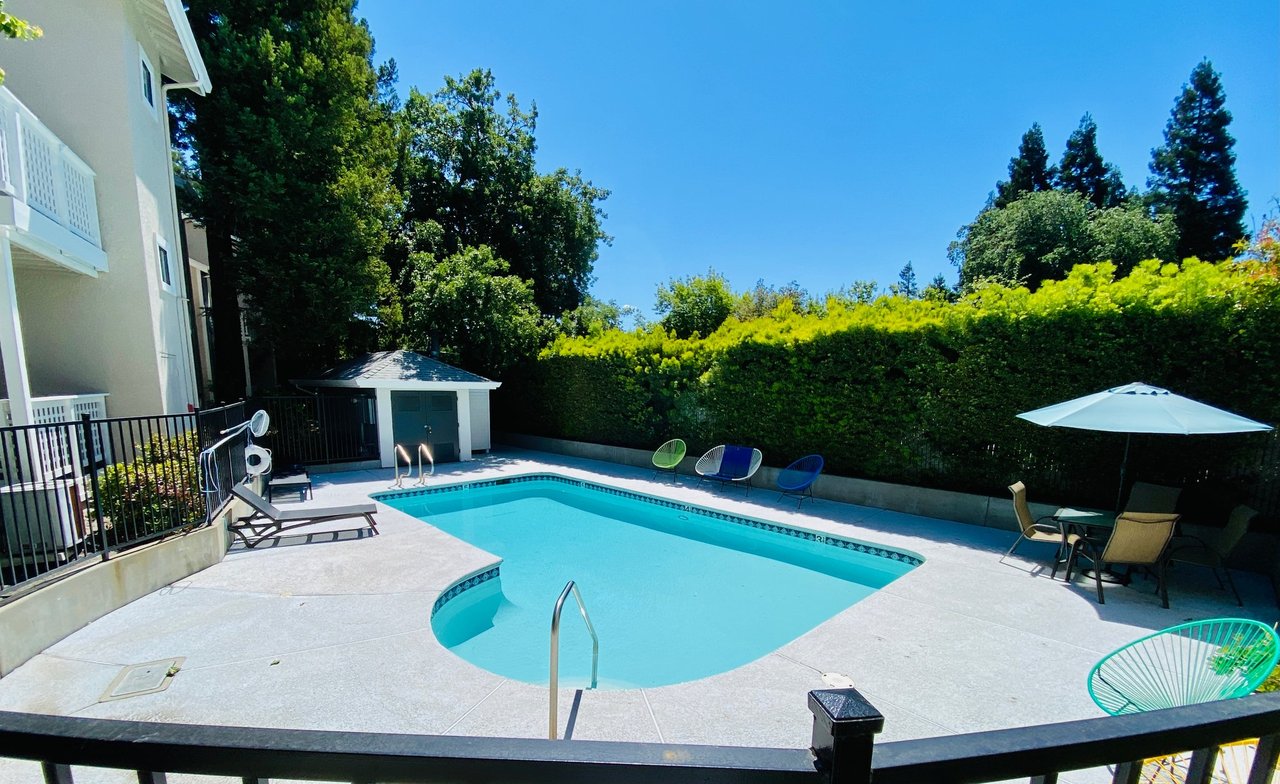 2677 Oak Rd. #202, Walnut Creek