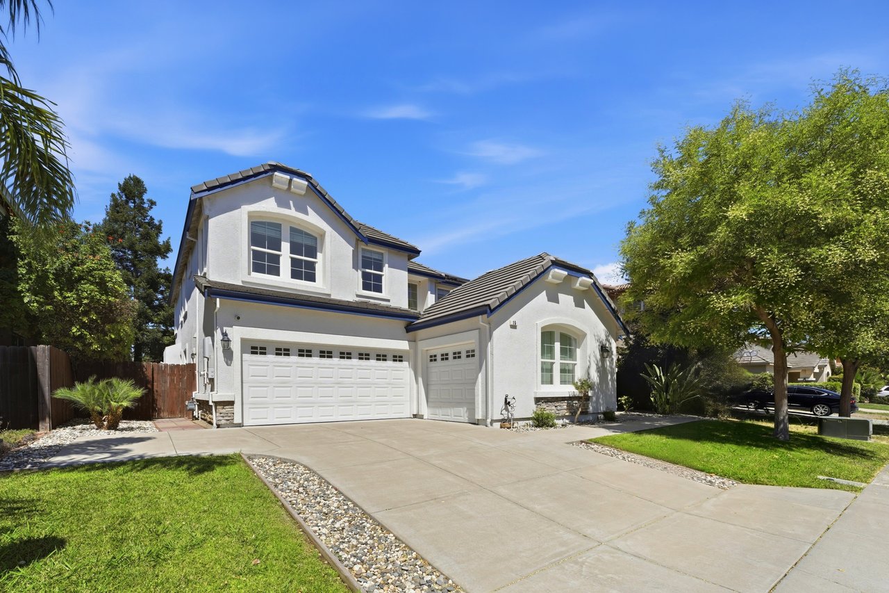 15 Vitruvius Court, Oakley