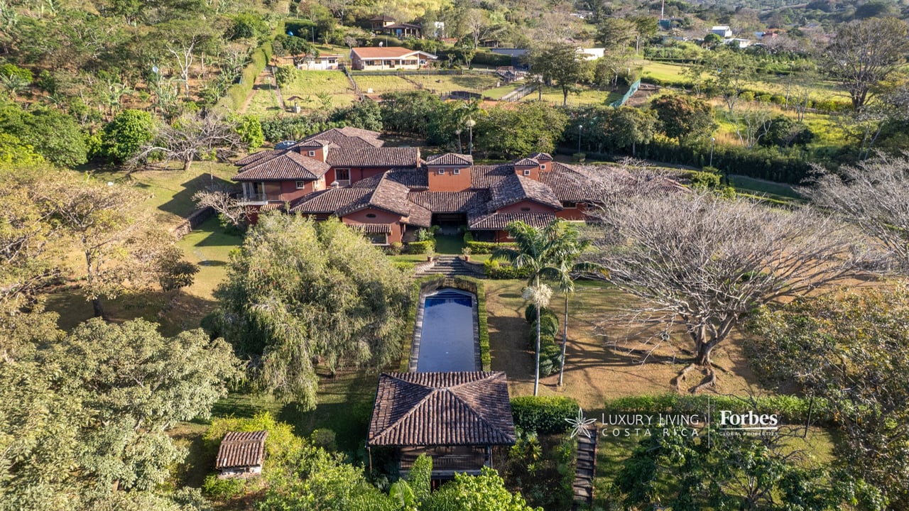 19759 - Luxury Hacienda Estate for Sale in Santa Ana | Villa Artesana