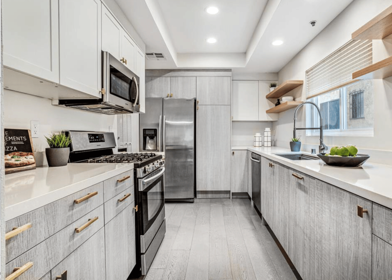 1871 Greenfield Ave #101, Los Angeles