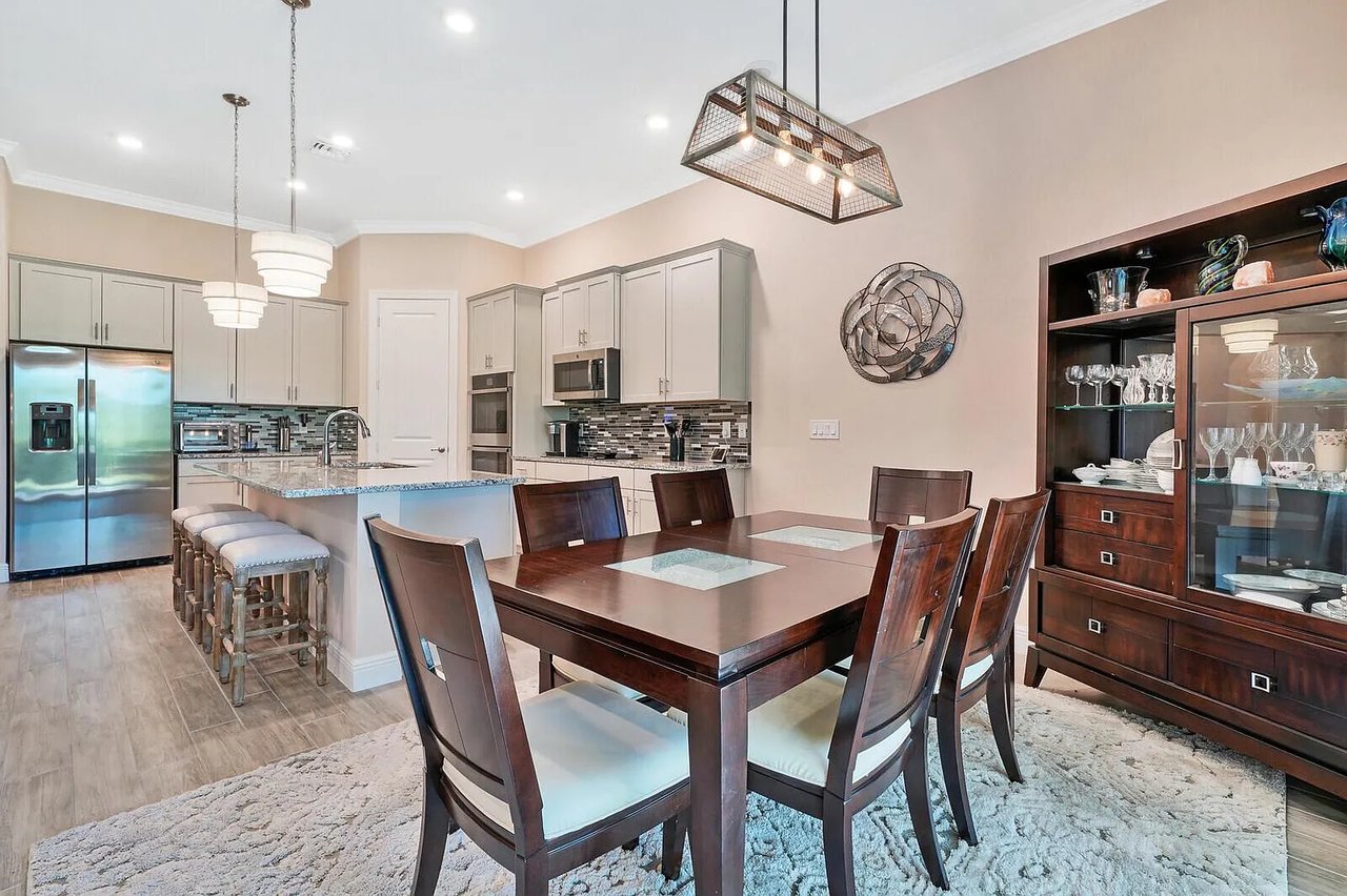 4724 SW Briarwood Ct
