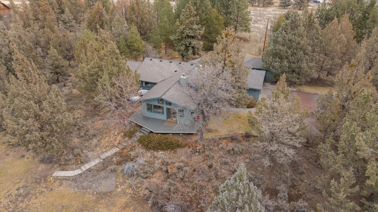 63545 Deschutes Market