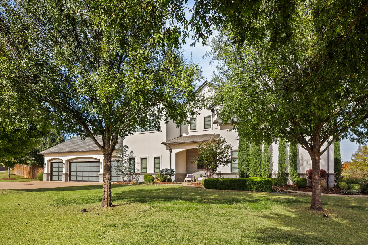 Luxury Living in Edmond, Now Offered at $2.39M | 5001 Water Oak Way
