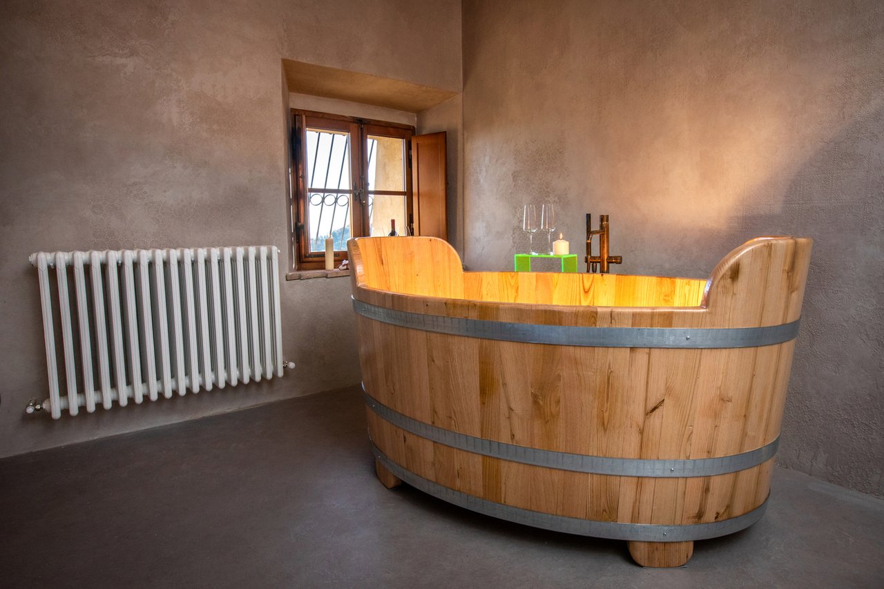 Country Luxury Home For Rent in Valdorcia