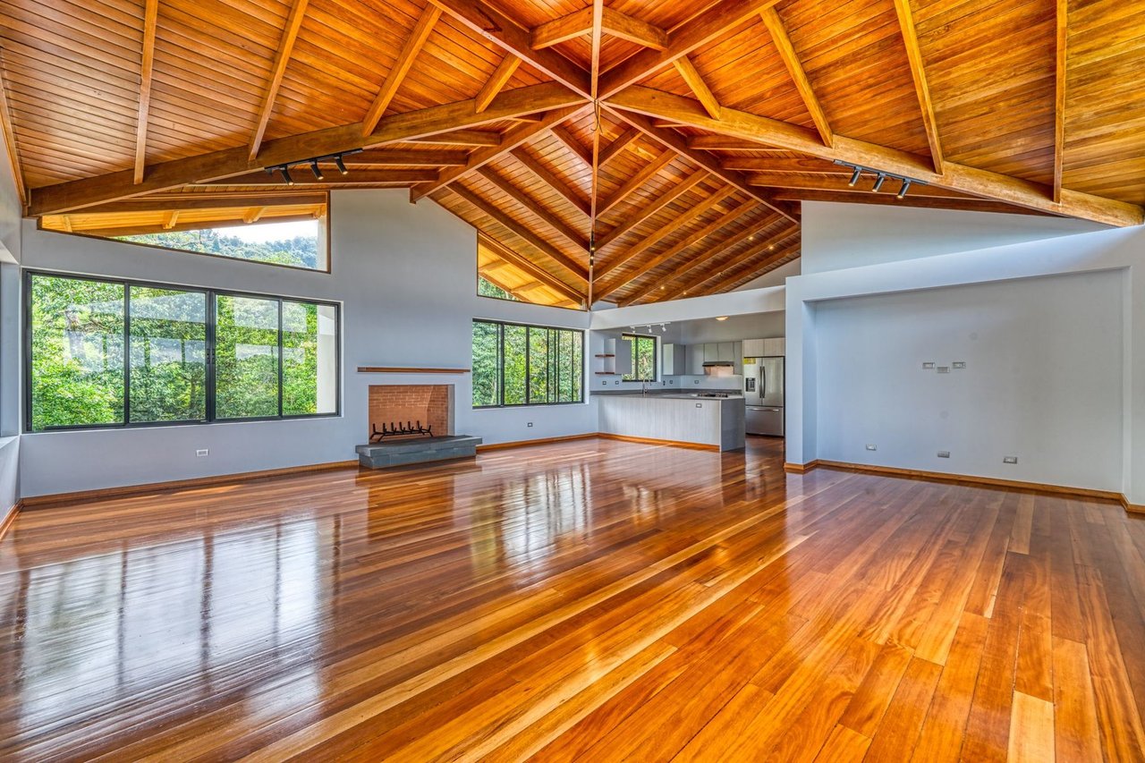 Modern Riverfront Mountain Home, Perez Zeledon, San Jose