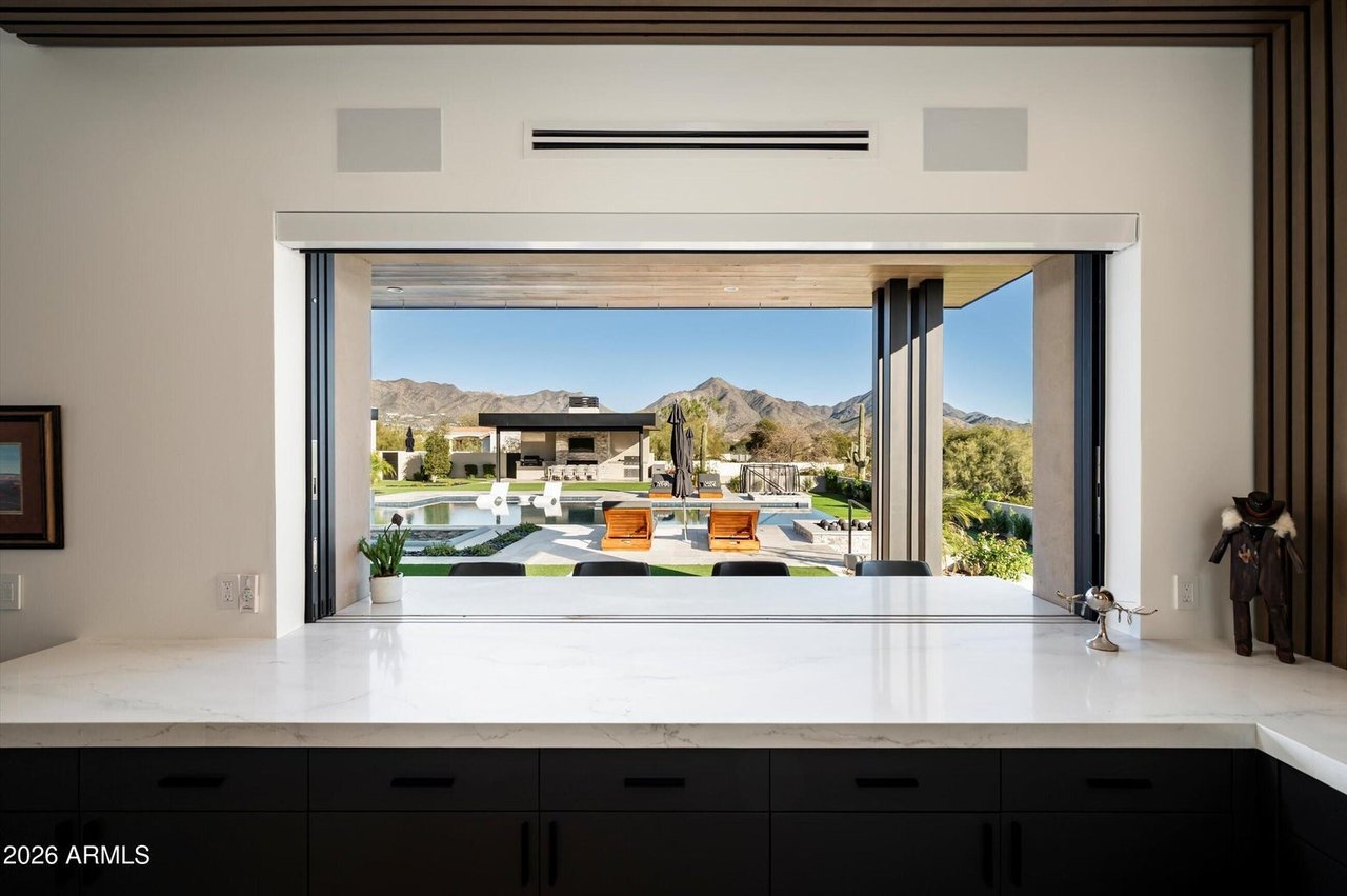 9245 E RIMROCK Drive