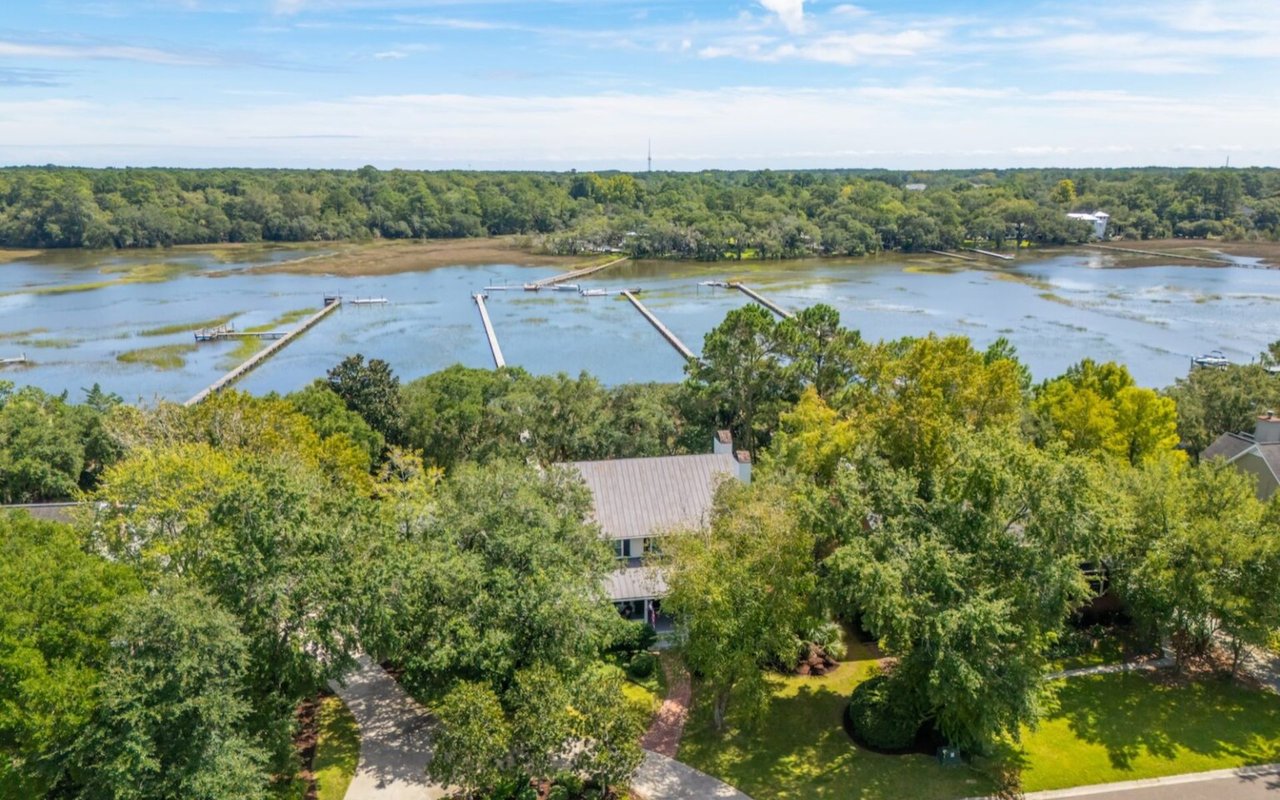 For Sale – Homes with Docks