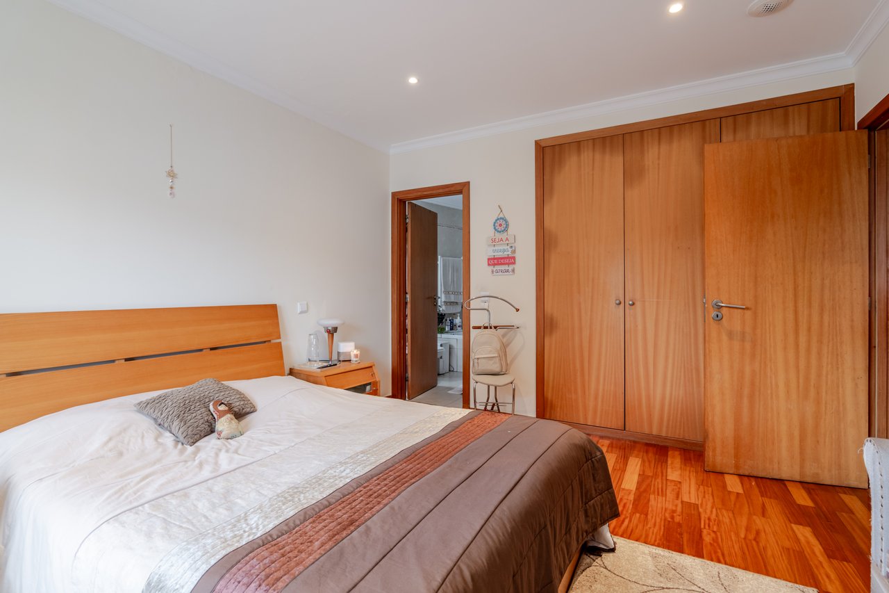 Luxury Four-bedroom Villa in Porto