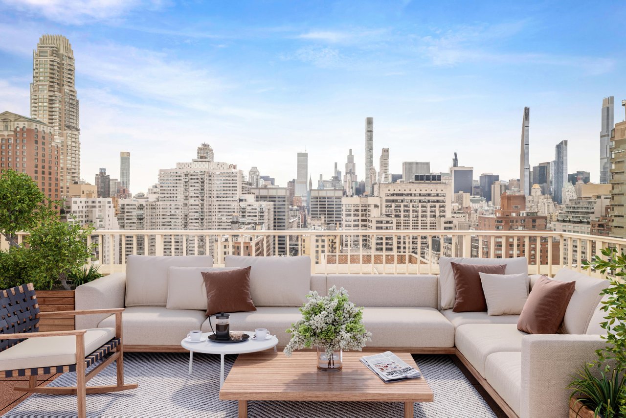 140 East 72nd Street