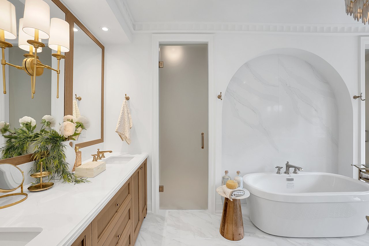 53B Puccini Drive, Richmond Hill Ontario