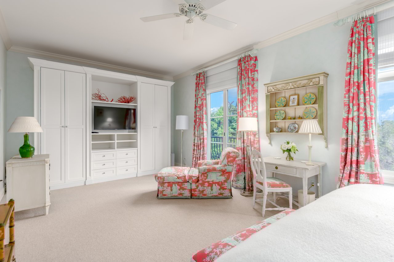 11663 SE Florida Ave