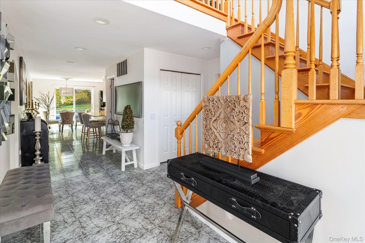 468 Peekskill Hollow Rd