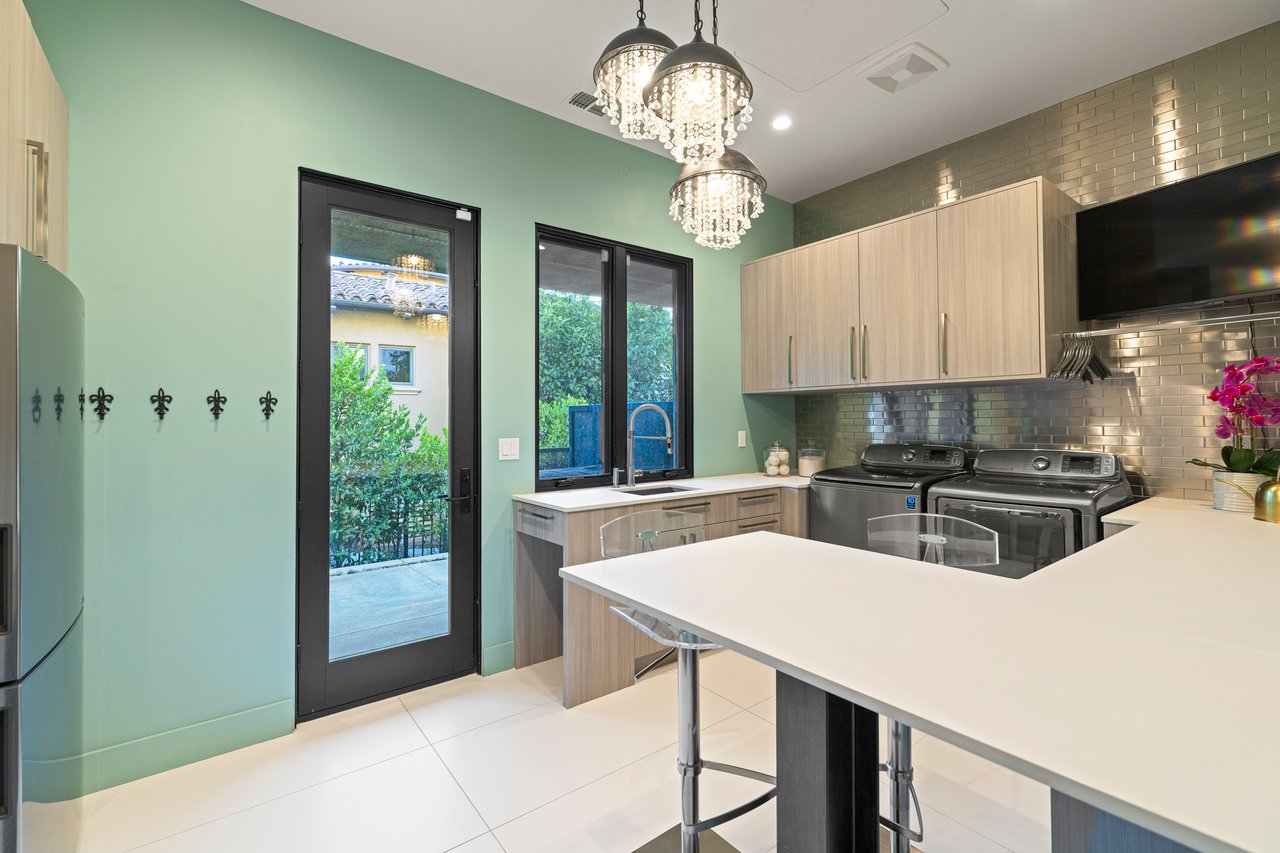 4573 Greenview Drive
