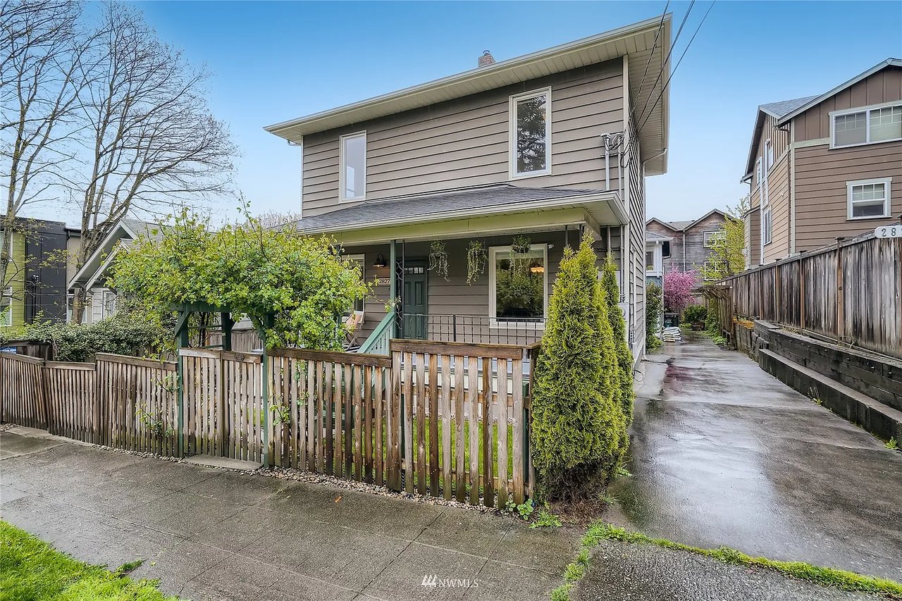 2827 SW Dakota St