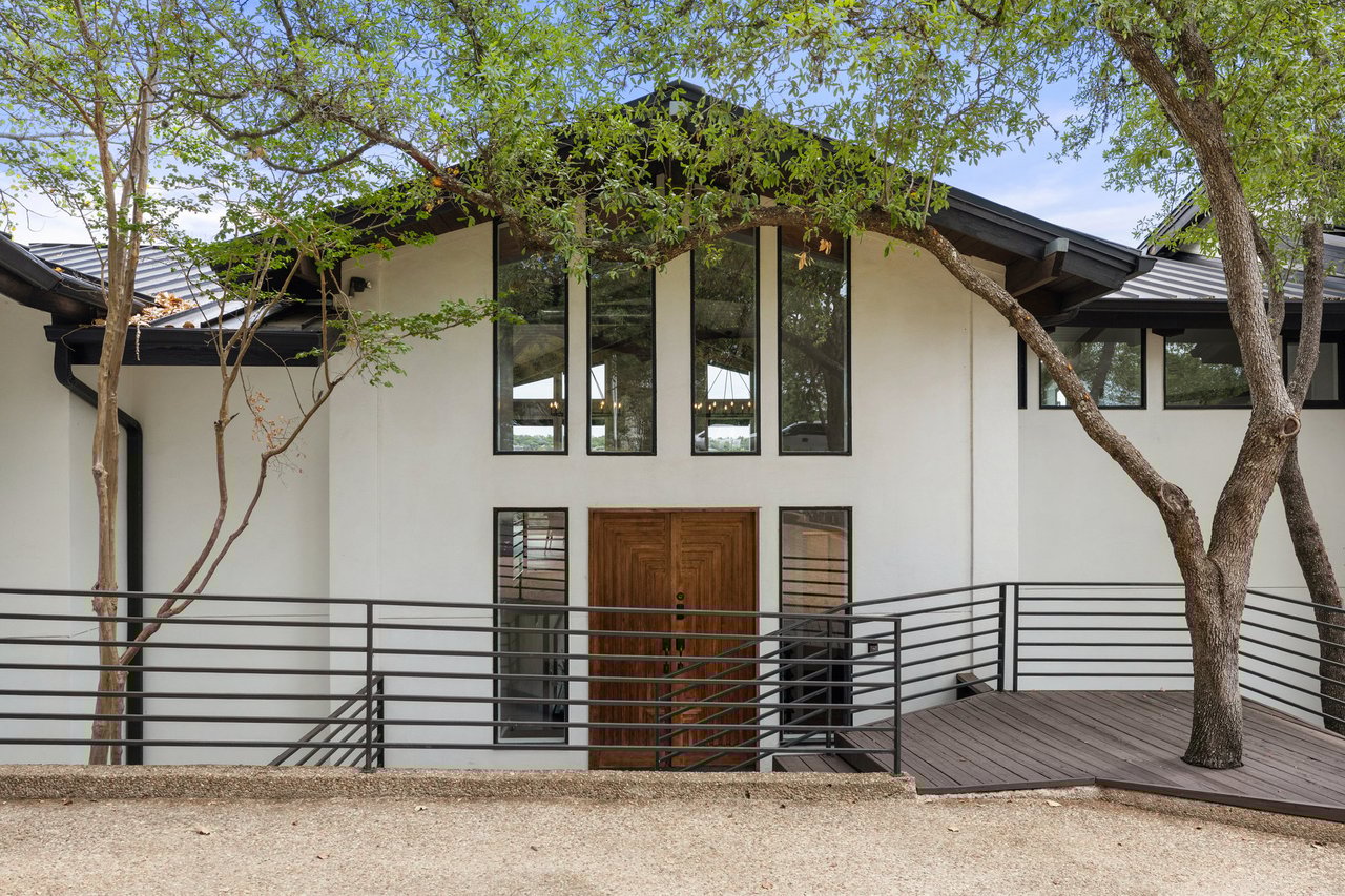 6905 Ladera Norte | Contemporary Northwest Hills Estate